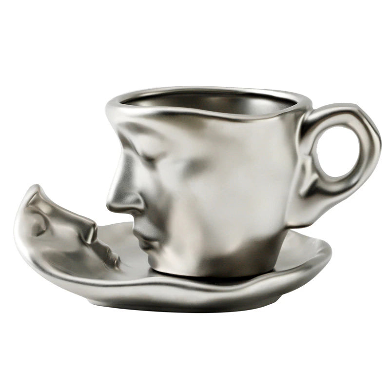 Silver Face Ceramic Coffee Cup Imitation Metal Abstract Art Figure Kissing Teacup Couple Gift Office Mug Breakfast Milk Mug Home