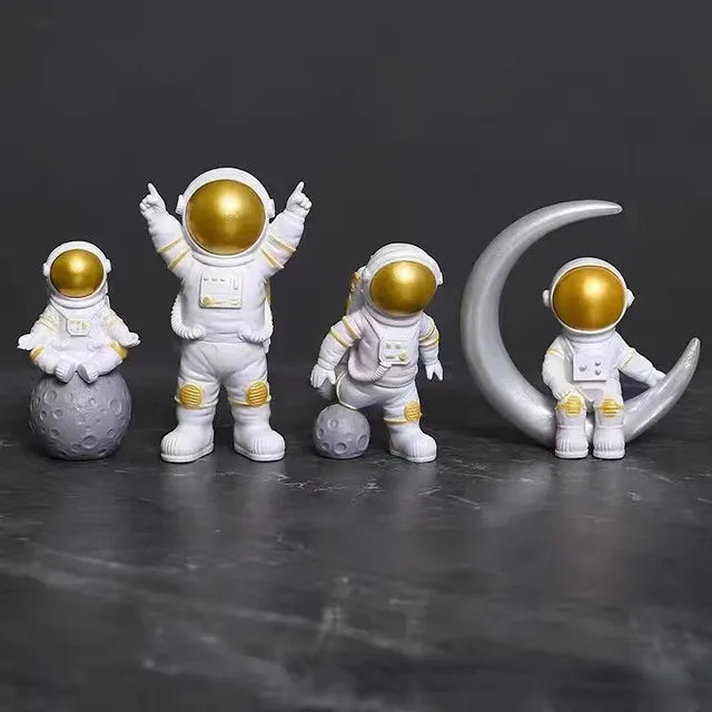 4 Pcs Astronaut Figure Statue Figurine Spaceman Sculpture Educational Toy Desktop Home Decoration Astronaut Model for Kids Gift