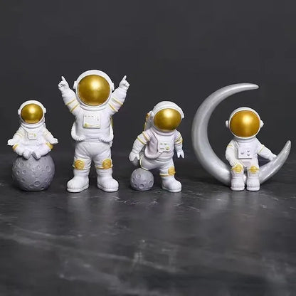 4 Pcs Astronaut Figure Statue Figurine Spaceman Sculpture Educational Toy Desktop Home Decoration Astronaut Model for Kids Gift